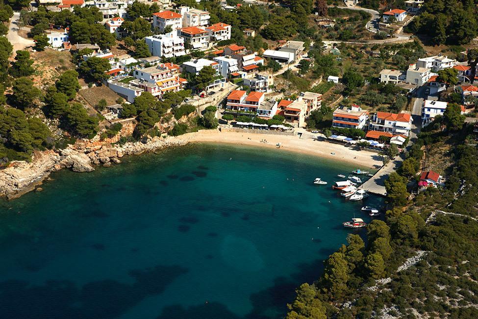 Ostria Hotel Patitiri  Exterior photo