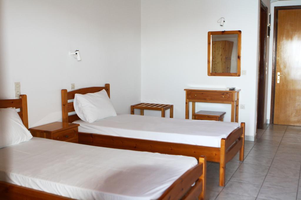 Ostria Hotel Patitiri  Room photo